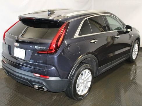 Certified 2023 Cadillac XT4 Luxury w/ Cold Weather Package image 4