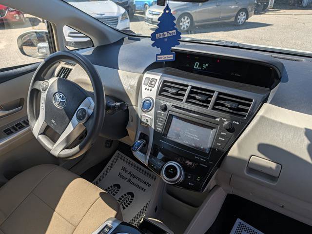 Used 2014 Toyota Prius V Three FWD image 16