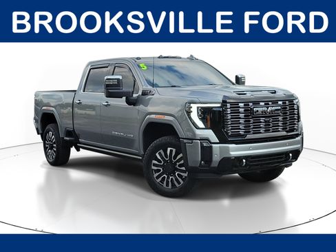 Used 2025 GMC Sierra 2500 Denali Ultimate AWD/4WD image 1