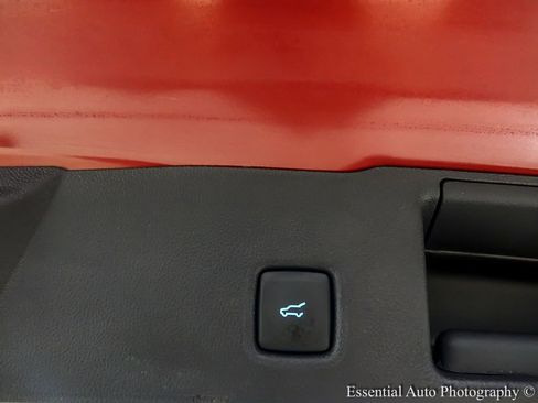 Used 2025 Ford Escape SE w/ PHEV Premium Package image 22