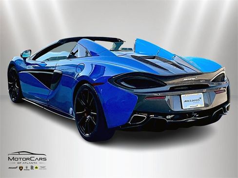 Used 2019 McLaren 570S Spider image 11