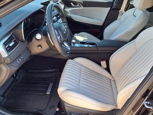 Used 2024 Genesis G70 2.5T w/ Sport Prestige Package image 11