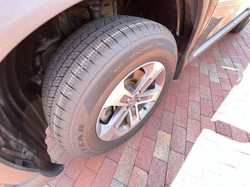 Certified 2024 Honda Pilot EX-L image 27