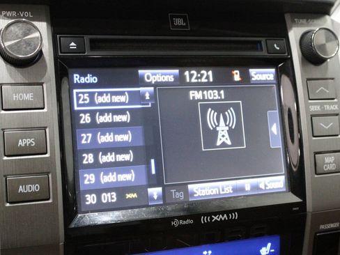 Used 2017 Toyota Tundra 1794 Edition image 32