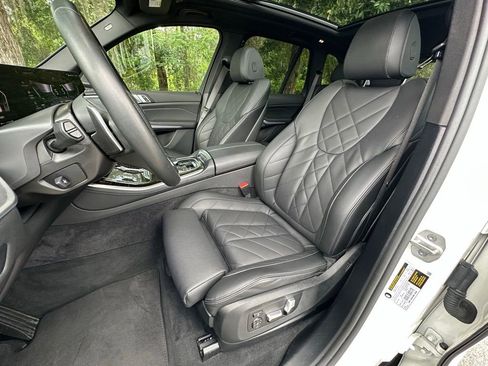 Used 2026 BMW X5 sDrive40i RWD image 11