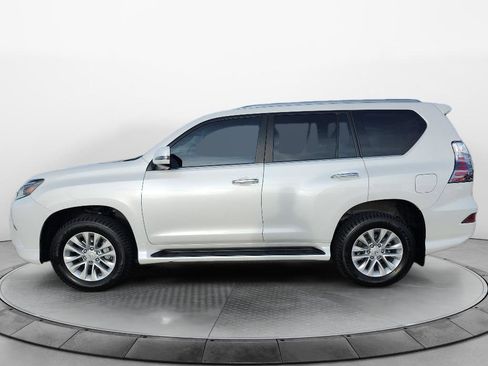 Used 2021 Lexus GX 460 Premium image 2