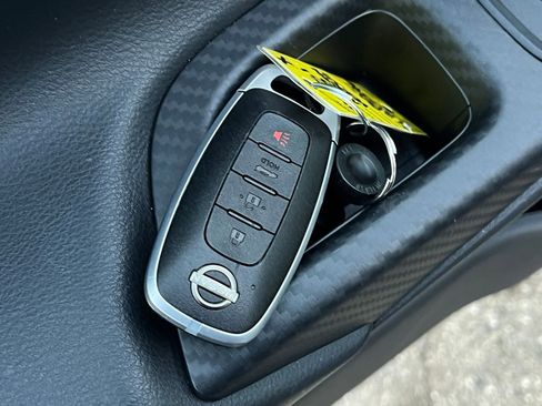 Used 2025 Nissan Versa SV image 21