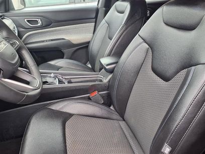Used 2024 Jeep Compass Latitude