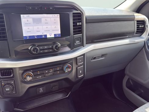 Used 2023 Ford F150 XLT AWD/4WD image 19