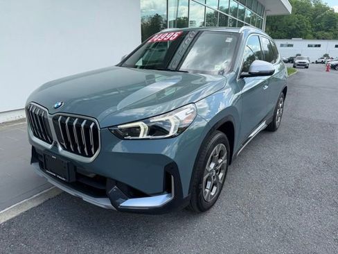 Used 2023 BMW X1 xDrive28i w/ Premium Package AWD/4WD image 3