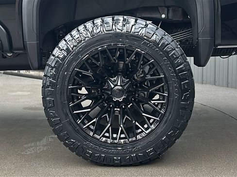 Used 2026 GMC Sierra 2500 Denali Ultimate w/ Max Trailering Package image 12