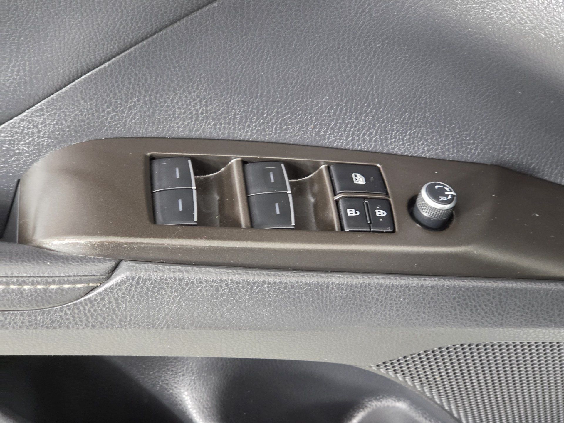 Used 2023 Toyota Camry XSE w/ Driver Assist Package FWD image 6