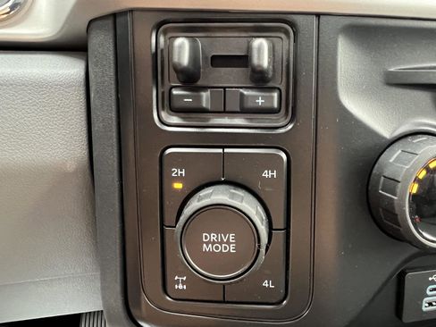 New 2026 Ford F250 XLT w/ XLT Premium Package image 34