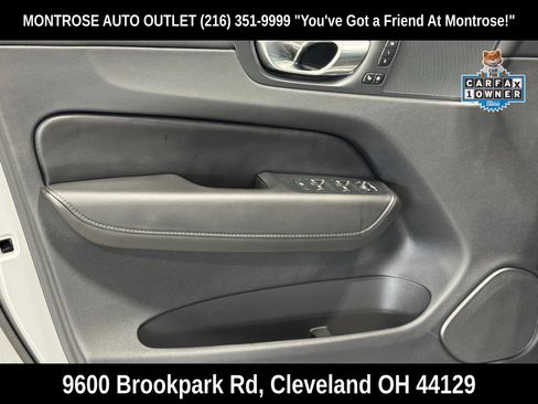 Used 2024 Volvo XC60 B5 Core AWD/4WD image 11