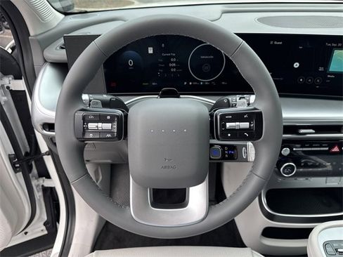 New 2026 Hyundai Ioniq 9 SEL image 18