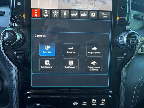 Used 2023 RAM 3500 Limited image 28