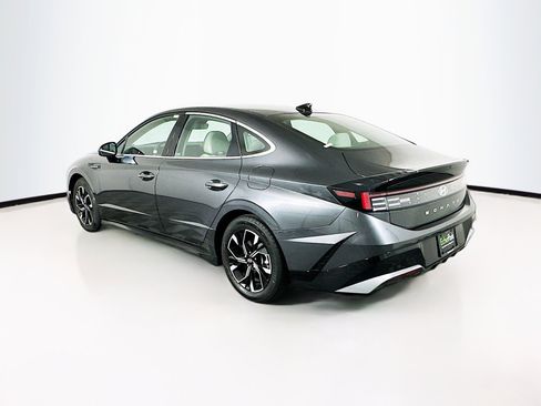 Used 2024 Hyundai Sonata SEL FWD image 5