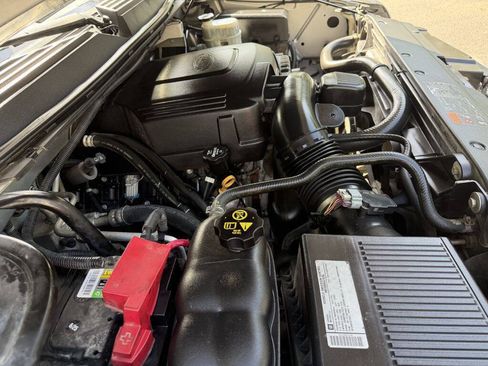 Used 2012 Chevrolet Tahoe LS RWD image 20