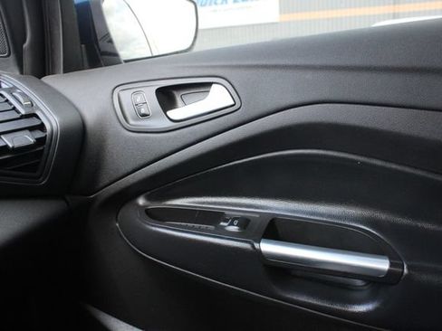 Used 2019 Ford Escape SE AWD/4WD image 21
