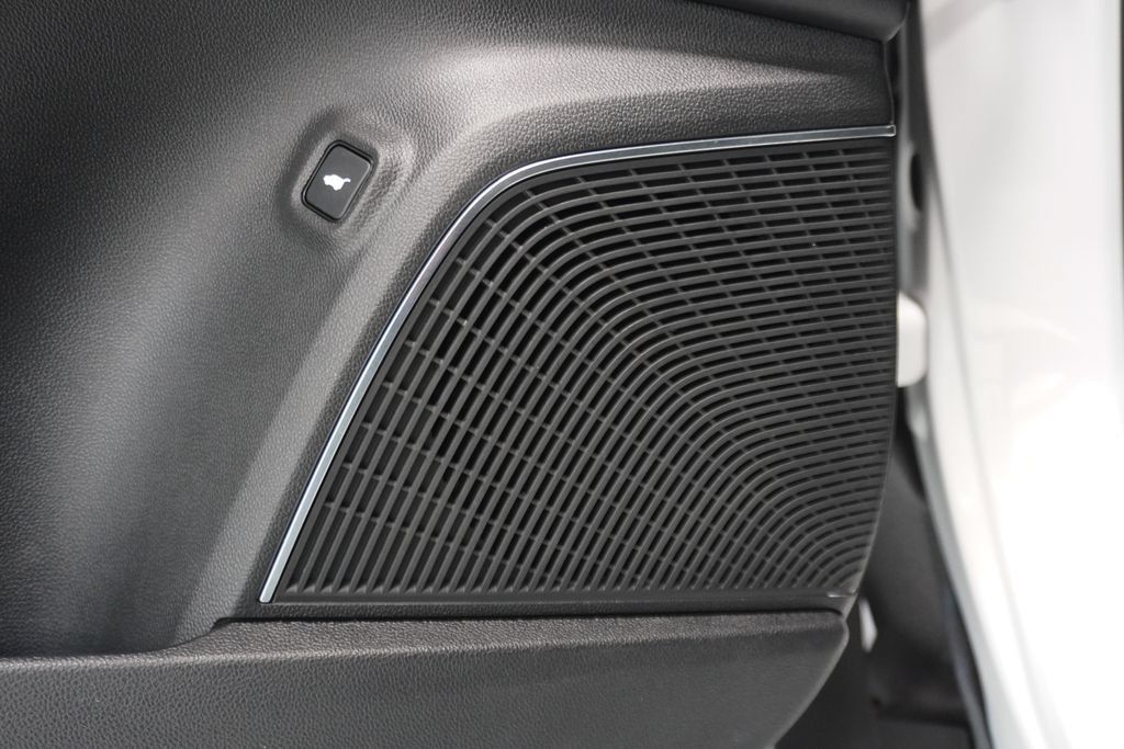 Used 2023 Acura MDX w/ Technology Package FWD image 20