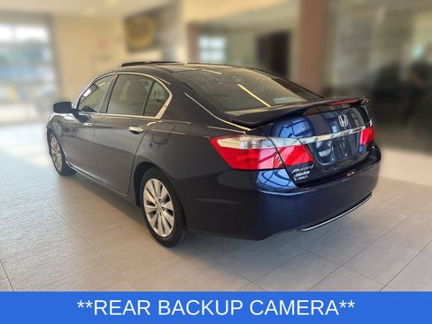 Used 2015 Honda Accord EX image 3