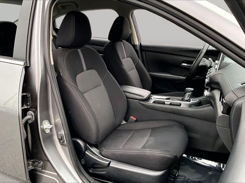 Used 2023 Nissan Sentra SV w/ All-Weather Package FWD image 9