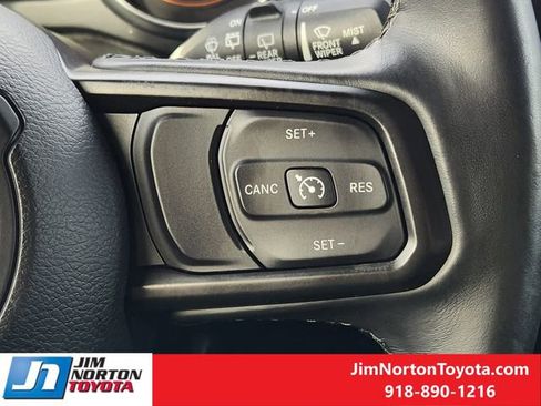 Used 2021 Jeep Wrangler Unlimited Sport image 31