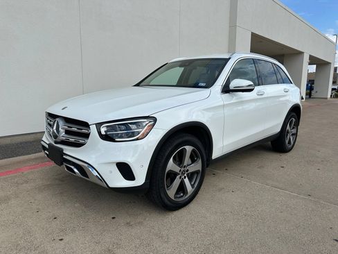 Used 2022 Mercedes-Benz GLC 300 image 3