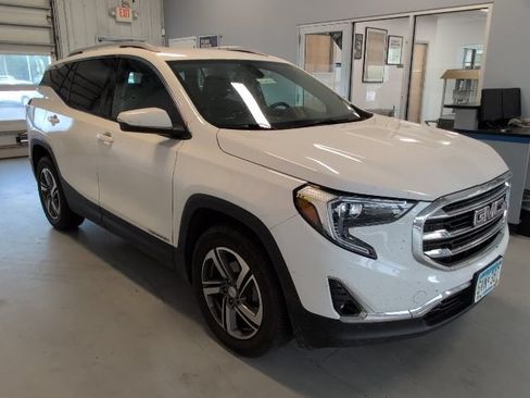 Certified 2021 GMC Terrain SLT w/ Infotainment Package II AWD/4WD image 7