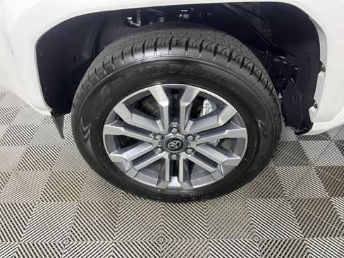 Certified 2025 Toyota 4Runner Limited image 31