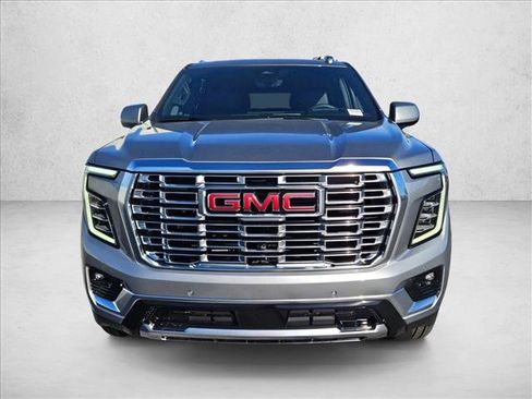 New 2026 GMC Yukon XL Denali w/ Denali Reserve Package image 6