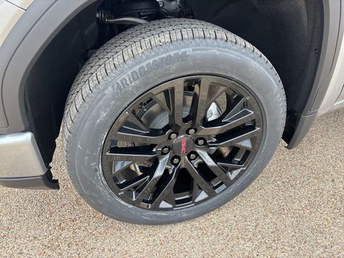 New 2026 GMC Sierra 1500 Elevation AWD/4WD image 28