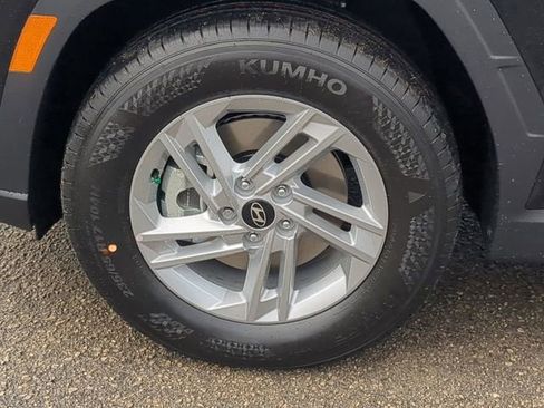 New 2025 Hyundai Tucson SE image 11