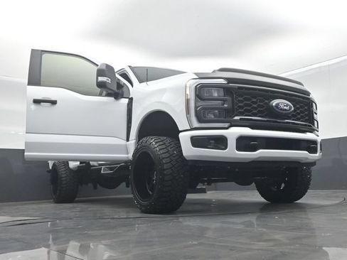 Used 2025 Ford F350 XL w/ STX Appearance Package AWD/4WD image 68