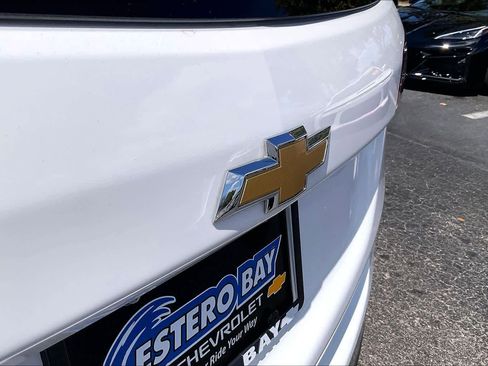 Used 2019 Chevrolet Equinox LT FWD image 9