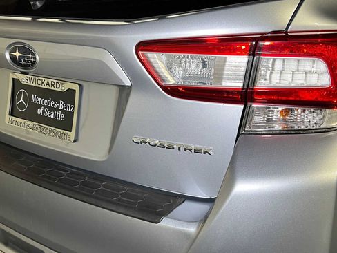 Used 2018 Subaru Crosstrek 2.0i Premium w/ Moonroof Package AWD/4WD image 15