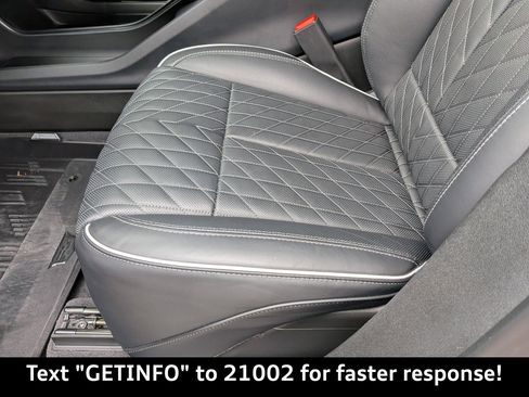 Used 2026 Cadillac Lyriq V w/ LPO, Floor Liner Package image 23