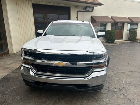 Used 2018 Chevrolet Silverado 1500 LT AWD/4WD image 4