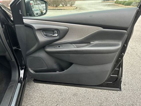 Used 2023 Nissan Murano SV image 14