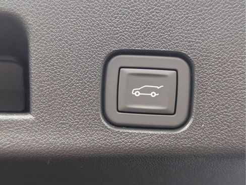 New 2026 GMC Acadia Denali w/ Super Cruise Package image 34