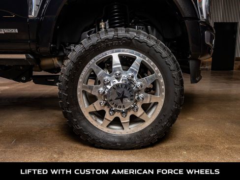 Used 2024 Ford F450 Platinum w/ FX4 Off-Road Package image 11