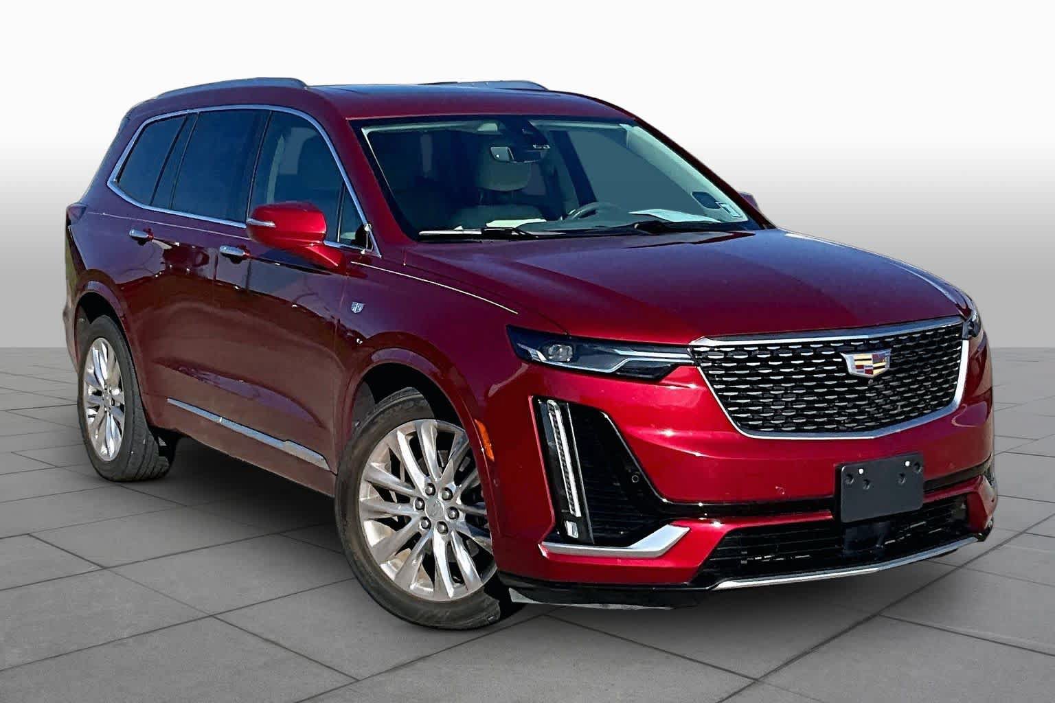 Used 2020 Cadillac XT6 Premium Luxury FWD image 3