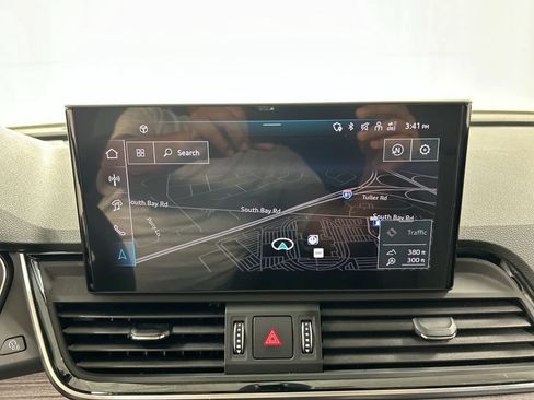 Certified 2025 Audi Q5 2.0T Premium Plus w/ Premium Plus Package AWD/4WD image 16