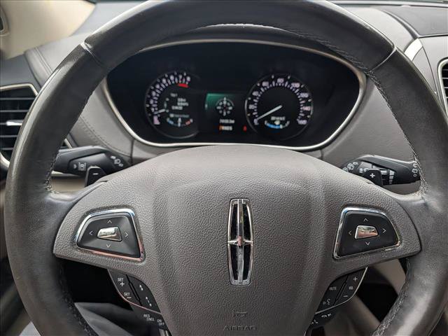 Used 2018 Lincoln MKX Reserve w/ Driver Assistance Package FWD image 39