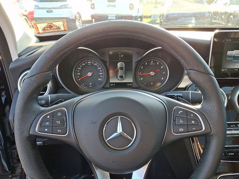 Used 2018 Mercedes-Benz C 300 4MATIC Sedan image 20