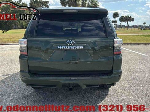 Used 2022 Toyota 4Runner TRD Sport w/ Technology Package image 9
