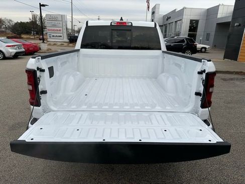 New 2026 RAM 1500 4x4 Crew Cab image 10