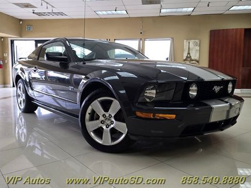 Used 2007 Ford Mustang GT Premium RWD image 1