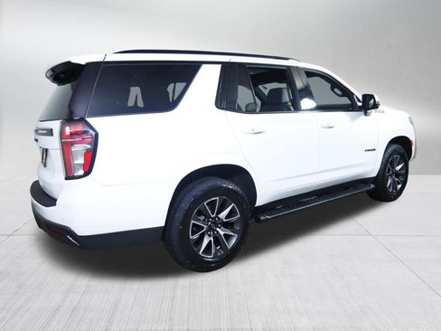 Certified 2022 Chevrolet Tahoe Z71 w/ Luxury Package AWD/4WD image 7