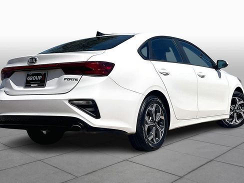 Used 2019 Kia Forte LXS image 12